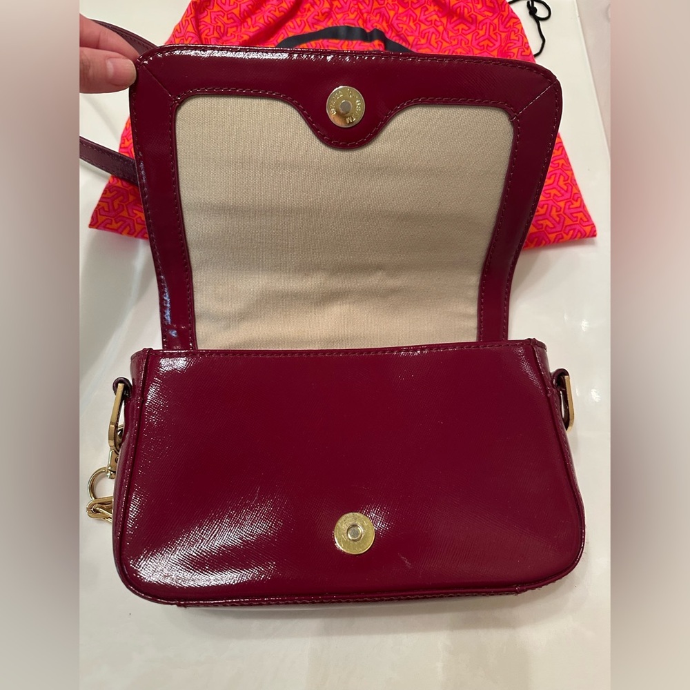 Tory Burch Robinson Handbag โ Raspberry Pink - Picture 5 of 8